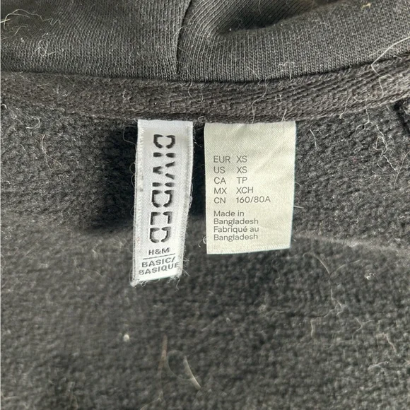 H&M Men's Black Zip-Up Sweater - Picture 3 of 4